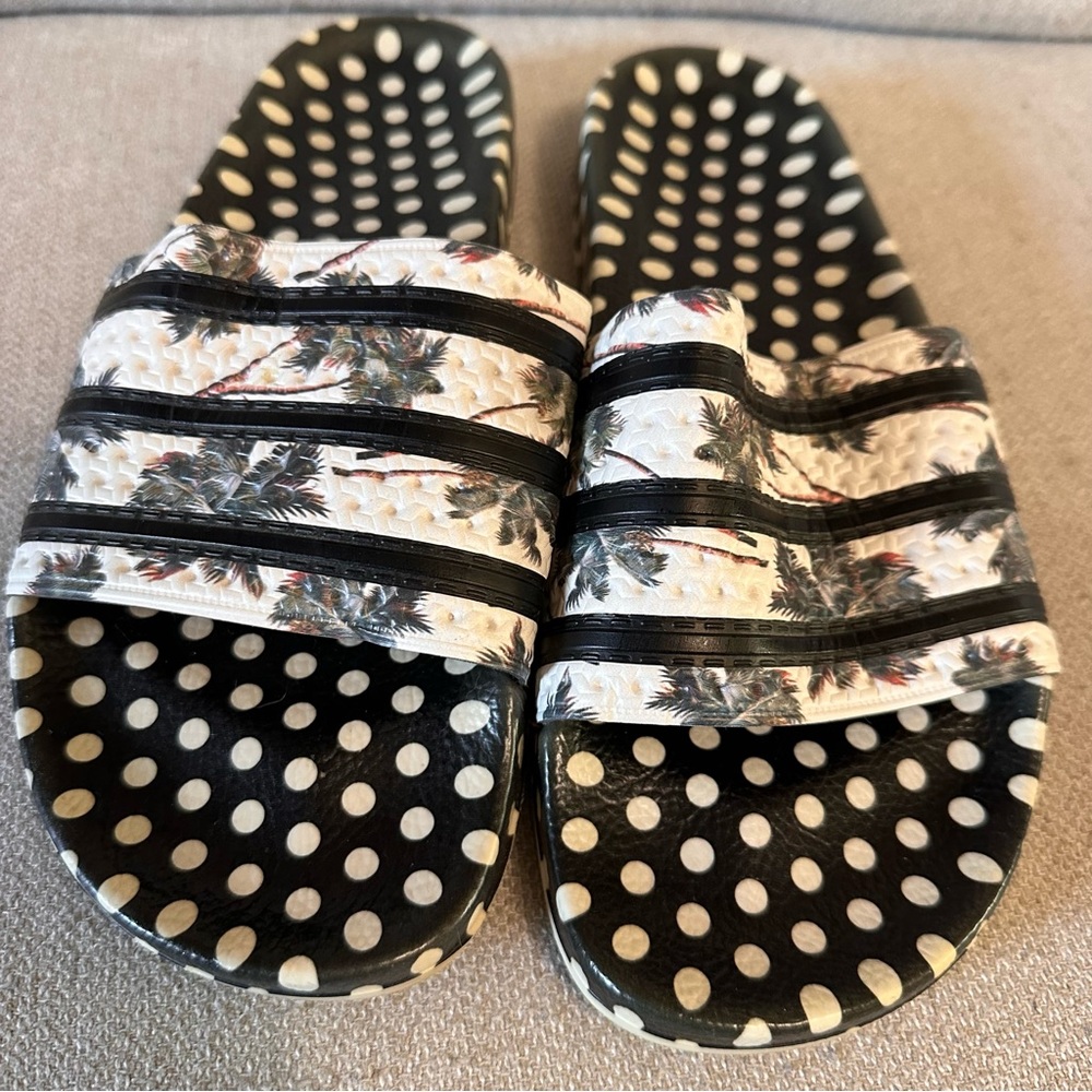 Adidas Adilette Tropical Black and White Polka Dot Slide Sandals FARM Collab - Picture 2 of 8